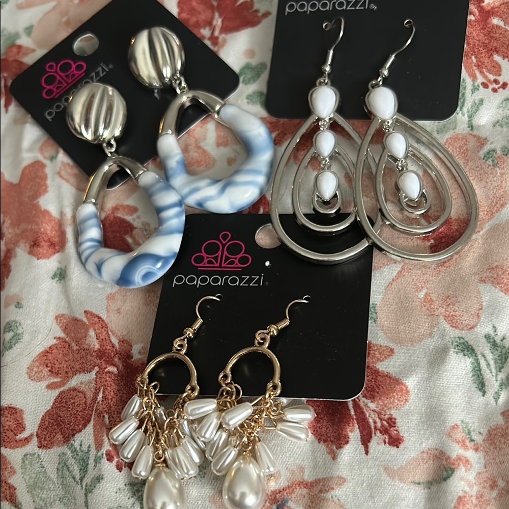 Beautiful Earring Set